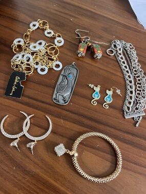 Gold-Tone Textured Link Bracelet with Square Charm - Unbranded